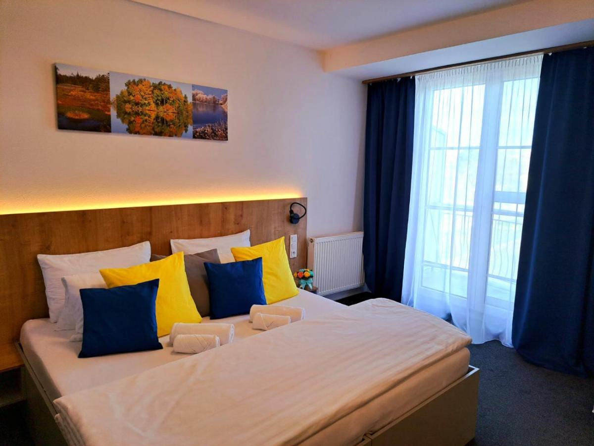 Hotel Svet トレボン エクステリア 写真